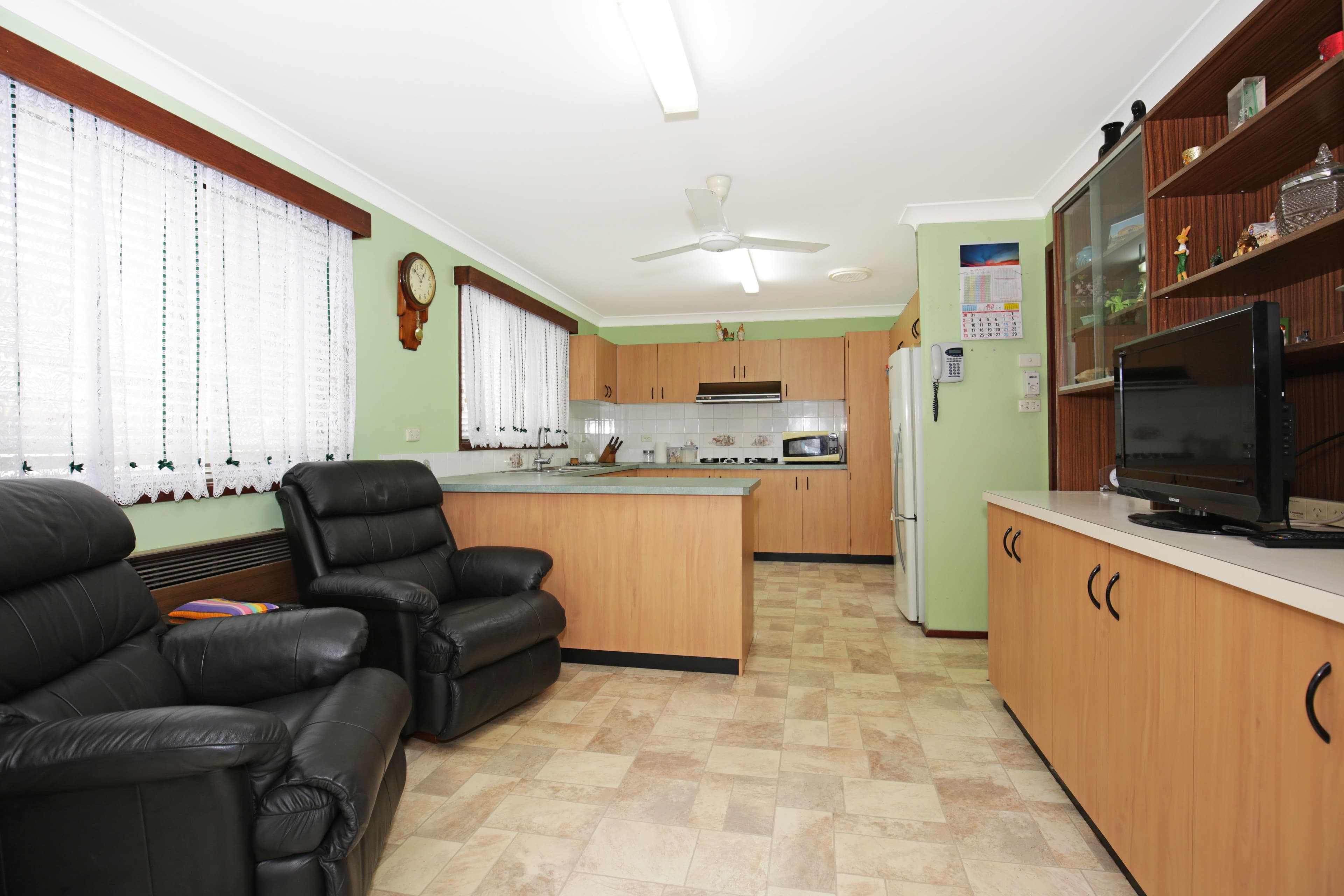 42 Mcmahons Road, North Nowra - Thumbnail 3