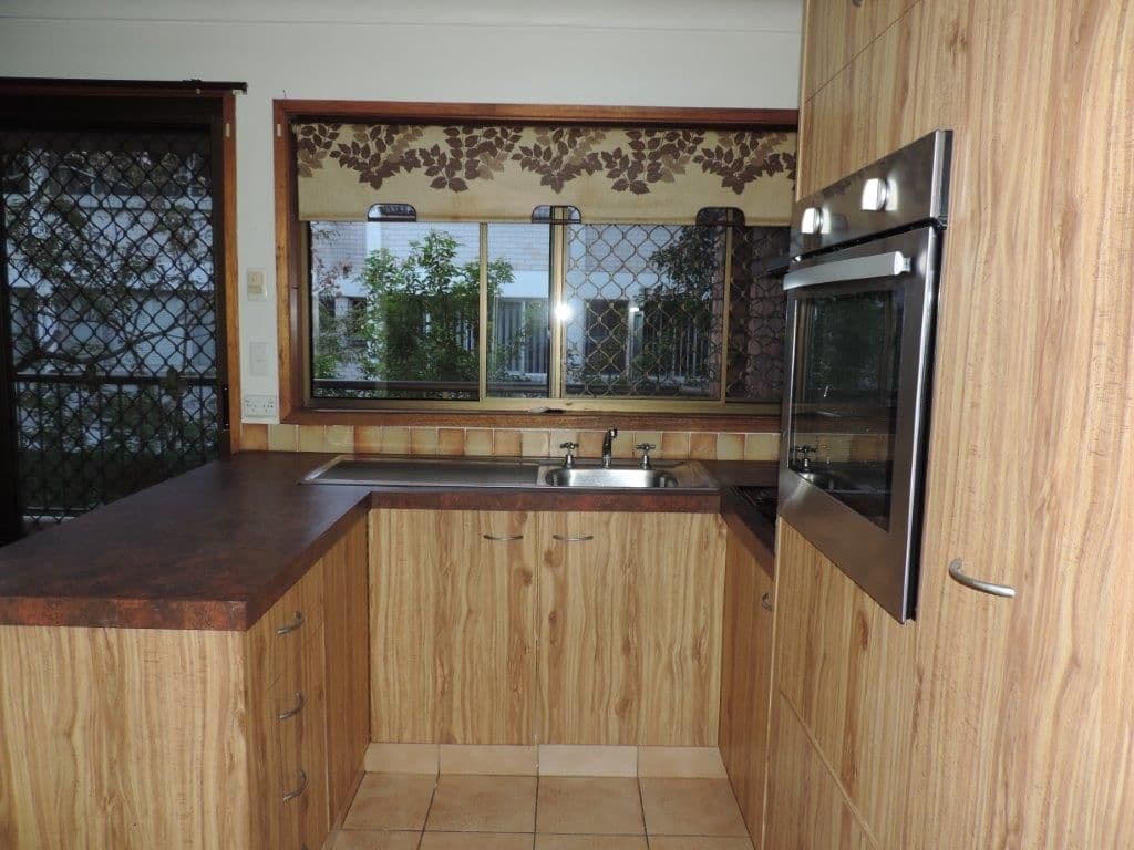 60 Bauer Street, Southport QLD 4215, Southport - Thumbnail 3