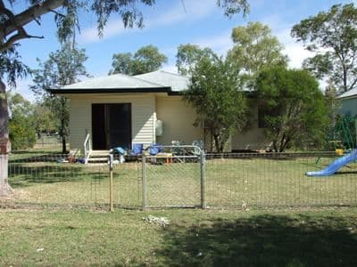 24 Daisy, BLACKALL QLD 4472, Blackall - Image 1