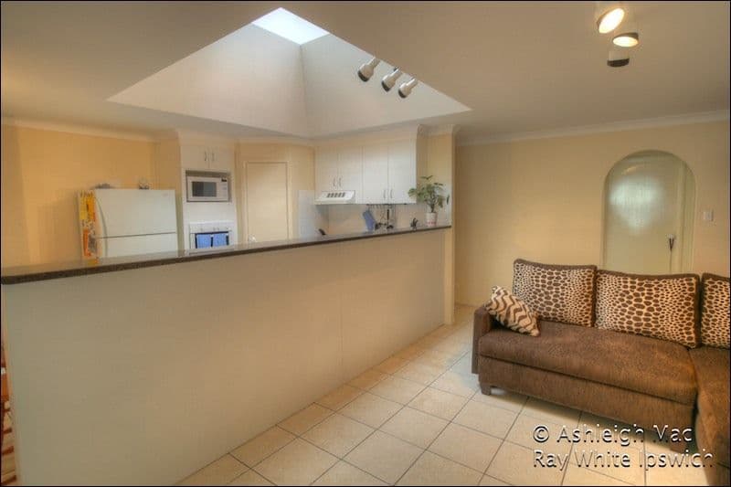 6 Benalla Street, KARANA DOWNS QLD 4306, Karana Downs - Thumbnail 3