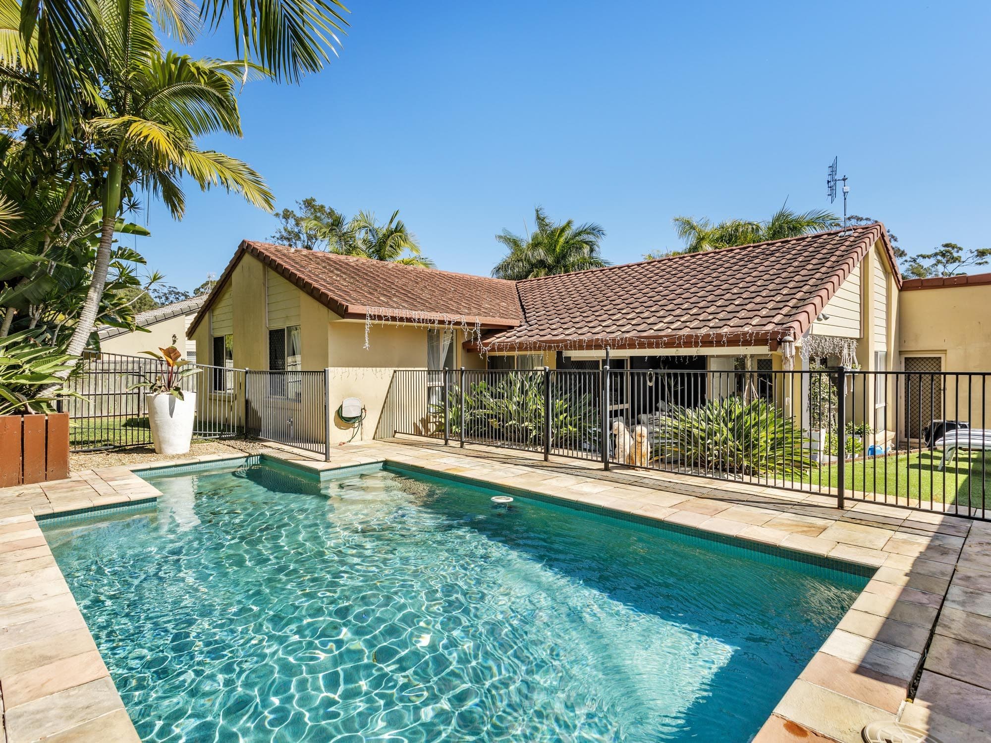 46 Parkwood Boulevard, Parkwood QLD 4214, Parkwood - Thumbnail 2