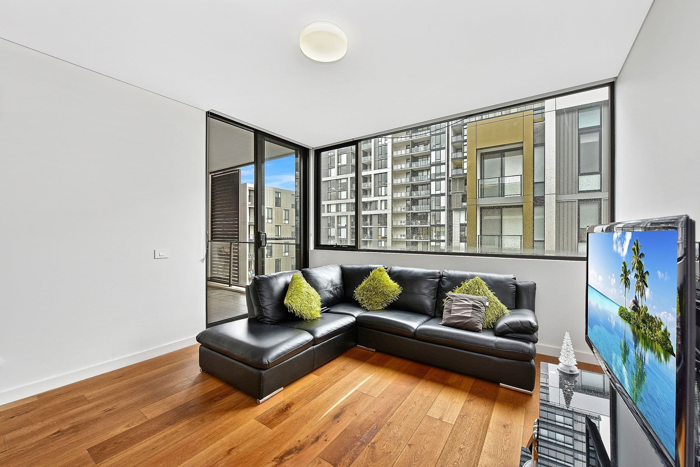 12 HALF Street, Wentworth Point NSW 2127, Wentworth Point - Thumbnail 2