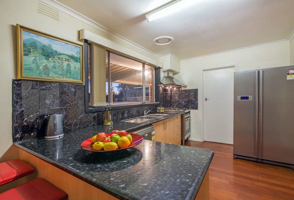 11 Norris Crescent, Bundoora VIC 3083, Bundoora - Thumbnail 4