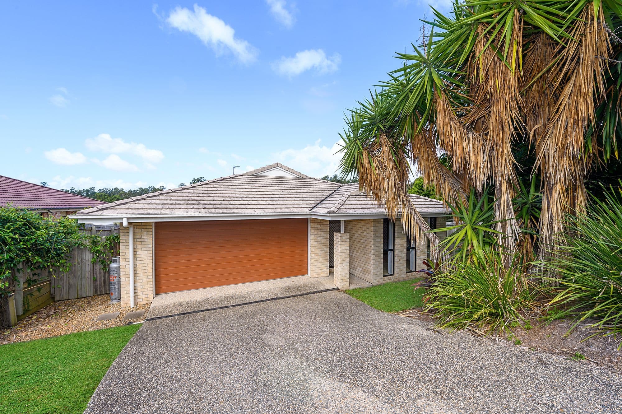 35 Fortescue Street, Pacific Pines QLD 4211, Pacific Pines - Thumbnail 2