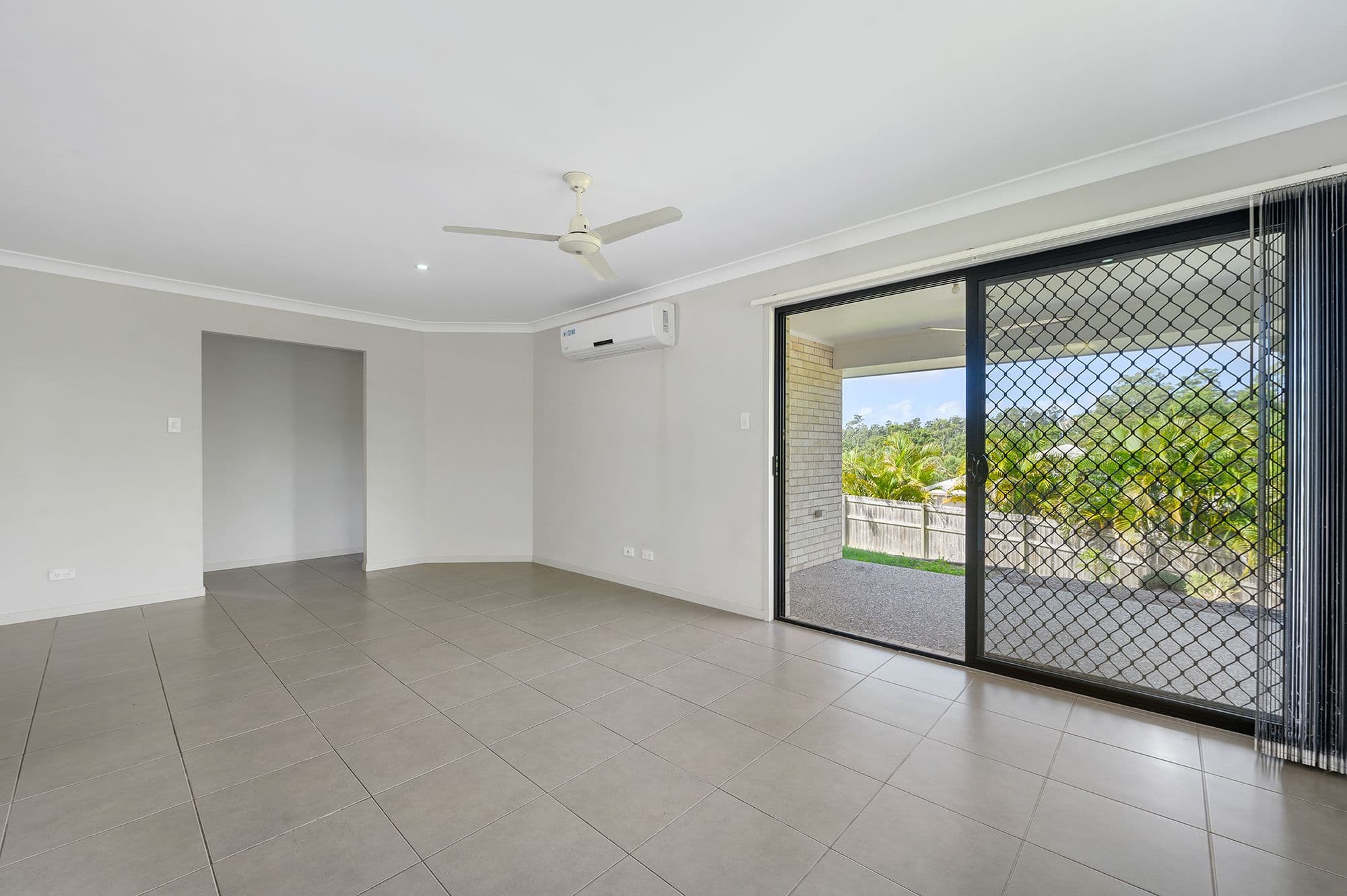 35 Fortescue Street, Pacific Pines QLD 4211, Pacific Pines - Thumbnail 5