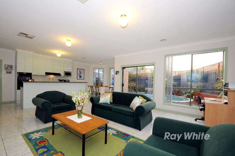 8 Durack Avenue, LYNBROOK VIC 3975, Lynbrook - Thumbnail 4