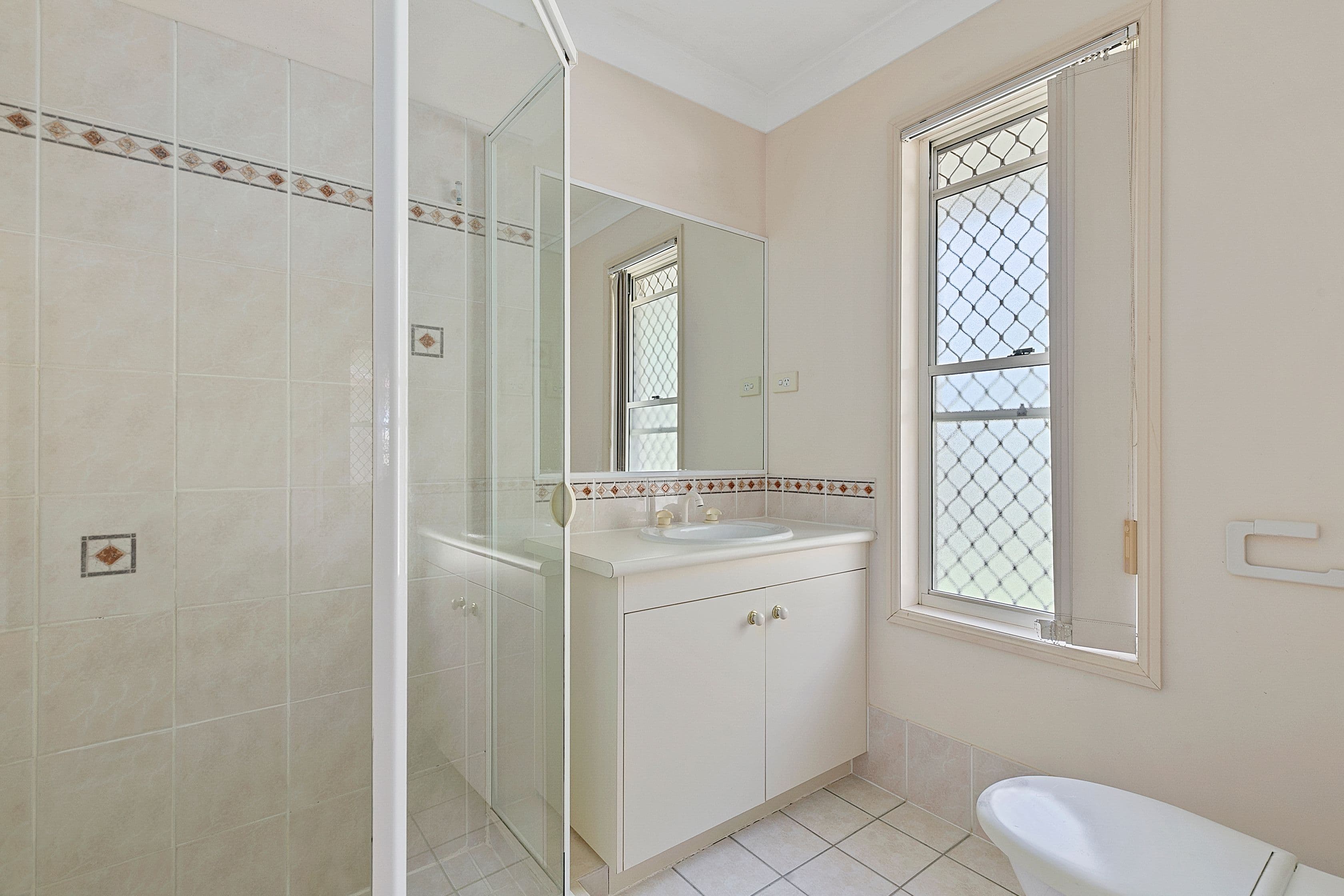 61 Belford Drive, Wellington Point QLD 4160, Wellington Point - Thumbnail 8