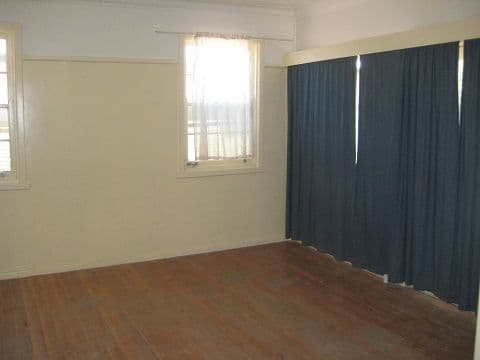 15 Yarran Street, COONAMBLE NSW 2829, Coonamble - Thumbnail 5