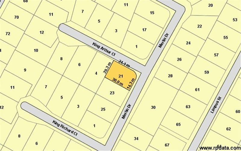 21  Merlin Drive, URANGAN QLD 4655, Urangan - Thumbnail 2