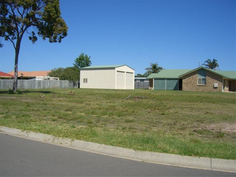 21  Merlin Drive, URANGAN QLD 4655, Urangan - Thumbnail 3