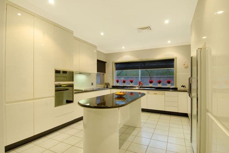 16 Copperleaf Place, CASTLE HILL NSW 2154, Castle Hill - Thumbnail 4