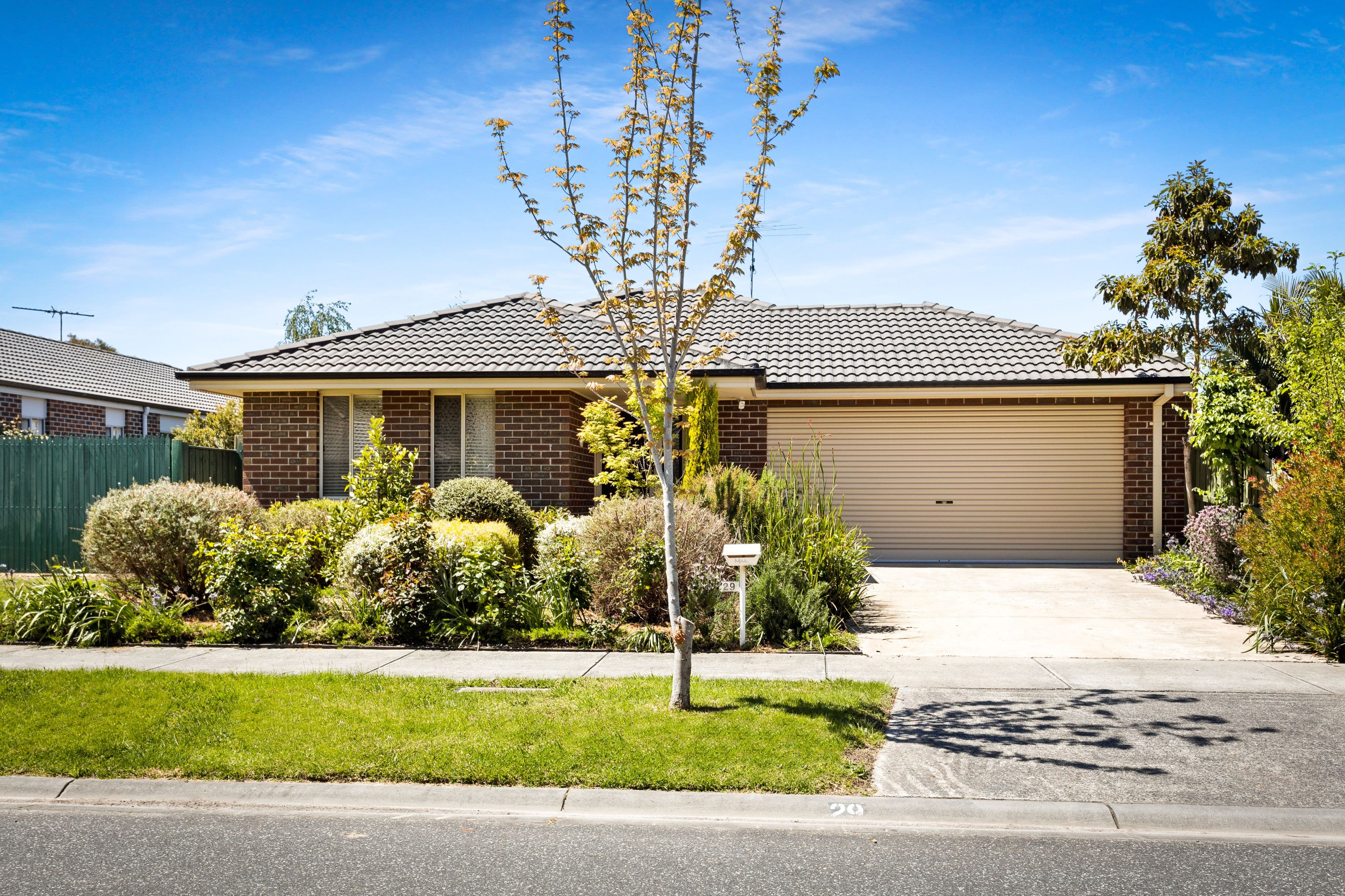 29 Miller Close, Drouin VIC 3818, Drouin - Image 1