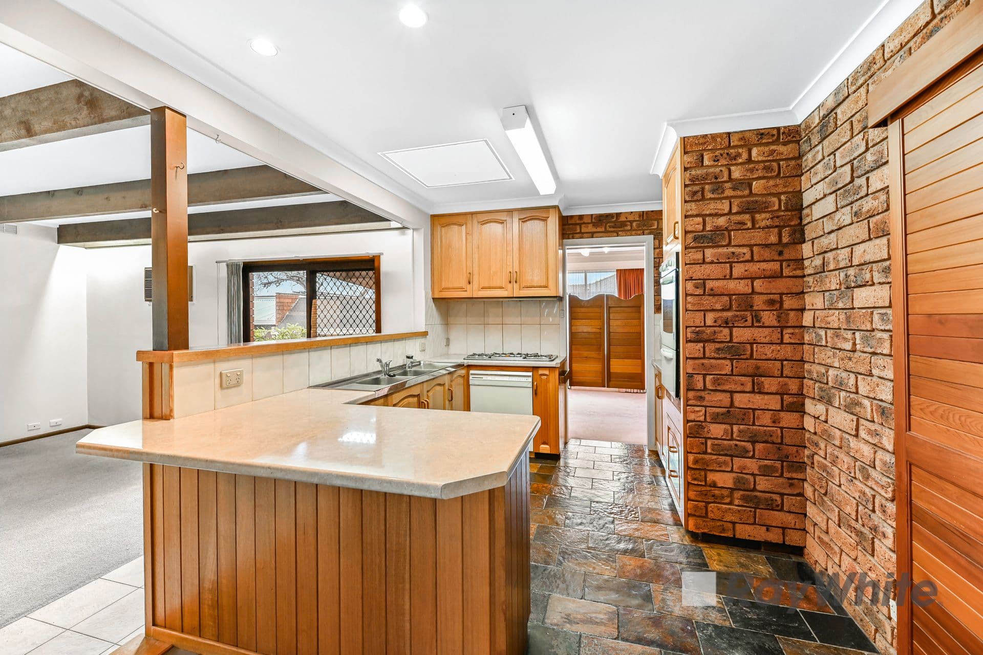 8 Singleton Drive, Mulgrave VIC 3170, Mulgrave - Thumbnail 5