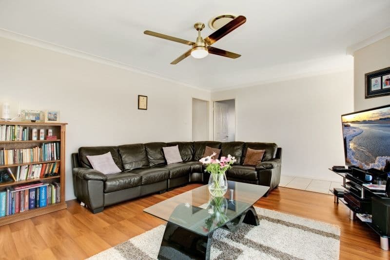15 Daniel Avenue, RUTHERFORD NSW 2320, Rutherford - Thumbnail 2