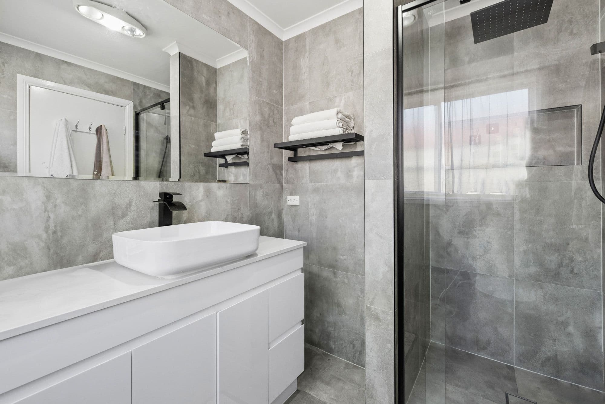 9 Freesia Court, Hoppers Crossing VIC 3029, Hoppers Crossing - Thumbnail 4
