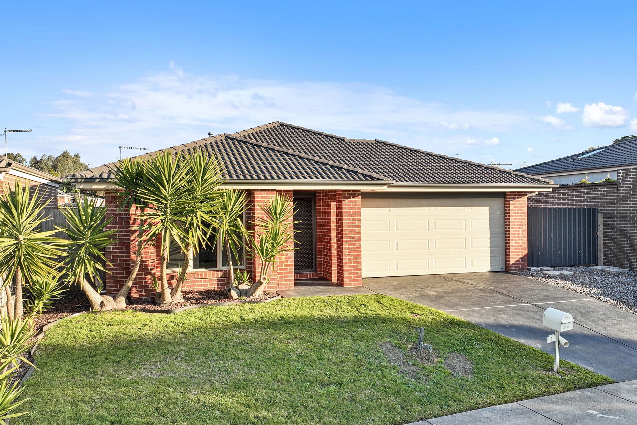 8 Shakespeare Court, Drouin VIC 3818, Drouin - Image 1