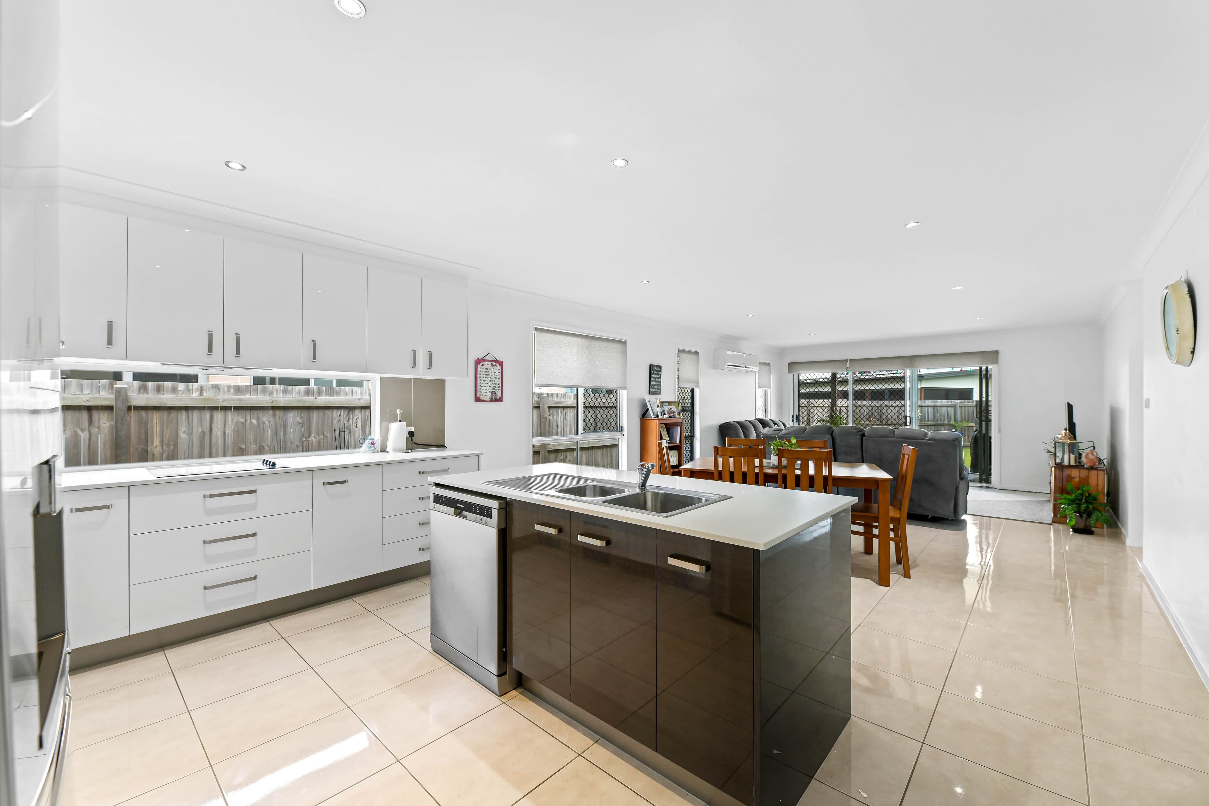 27 Cutters Way, Bli Bli QLD 4560, Bli Bli - Thumbnail 2