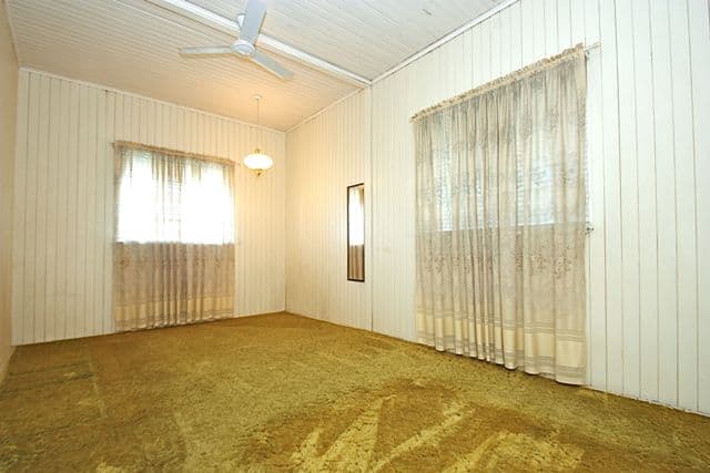 8 Merton Street, EAST IPSWICH QLD 4305, East Ipswich - Thumbnail 8