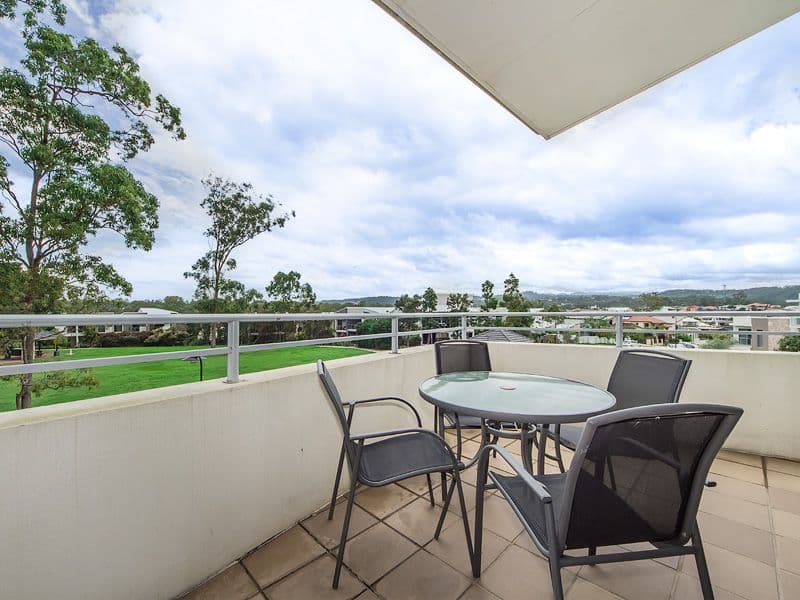 10 Valbonne Avenue, Varsity Lakes QLD 4227, Varsity Lakes - Thumbnail 6