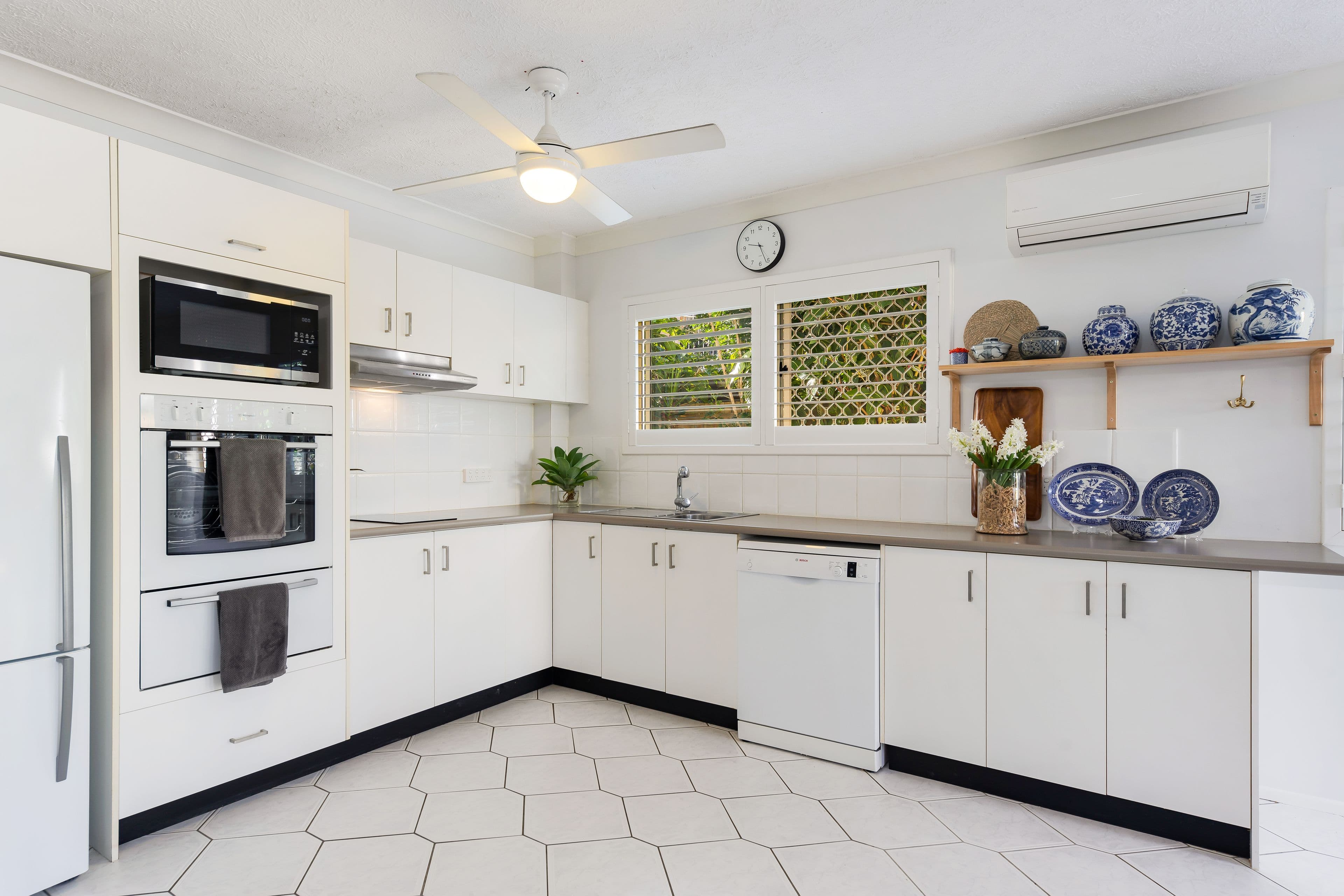 72 Anzac Avenue, Maroochydore QLD 4558, Maroochydore - Thumbnail 2