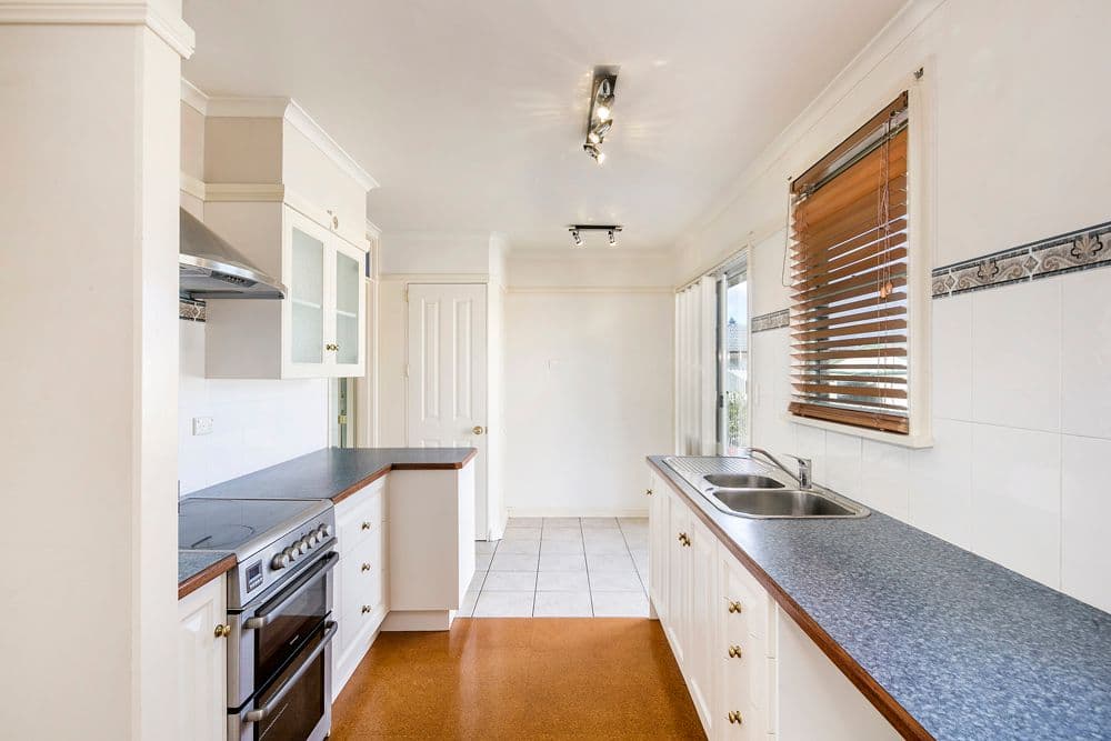 3 Lansdowne Place, Goulburn - Thumbnail 2