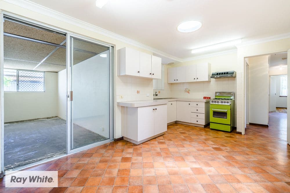 26 westbrook Way, Girrawheen WA 6064, Girrawheen - Thumbnail 4