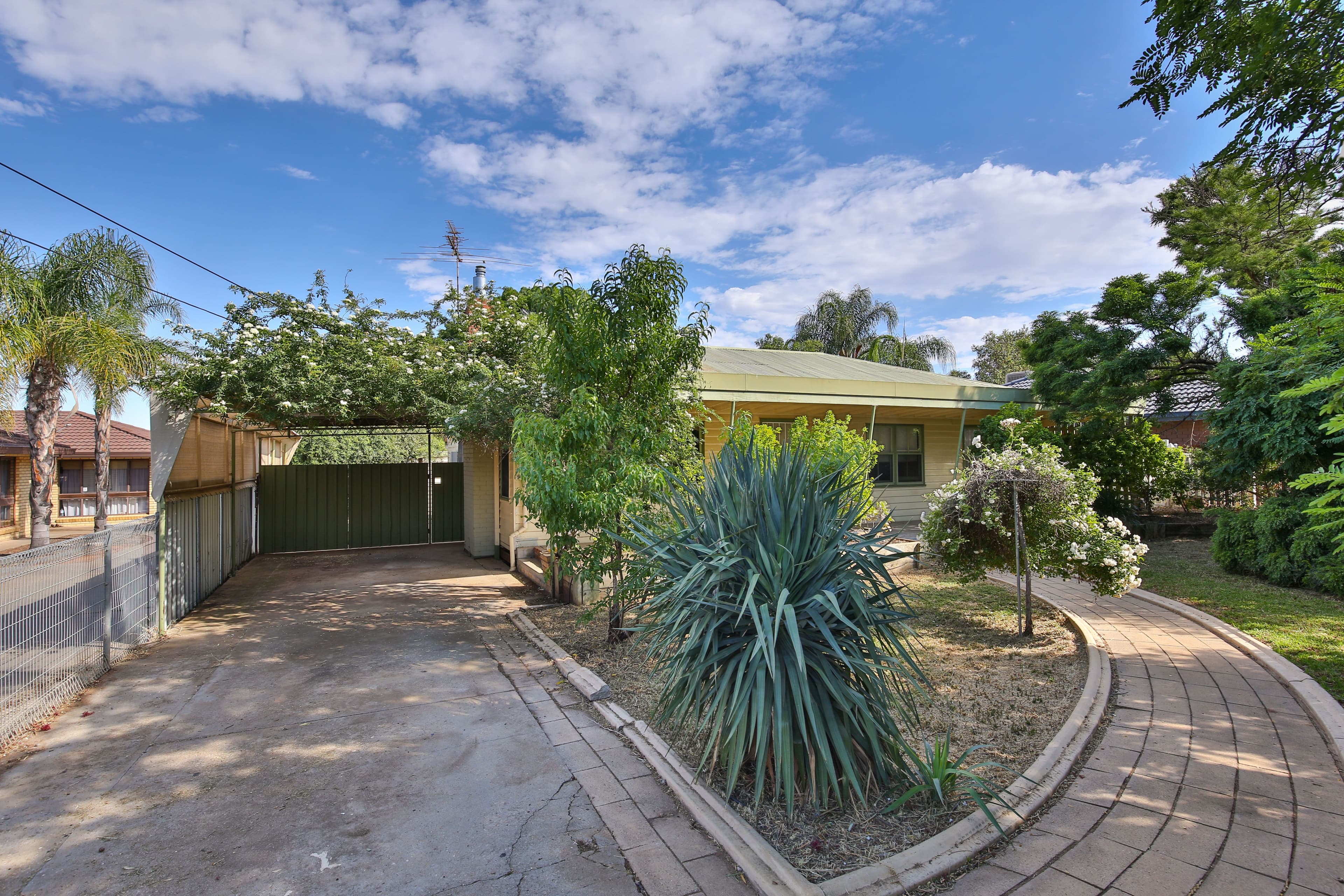 281 Walnut Avenue, Mildura VIC 3500, Mildura - Thumbnail 2
