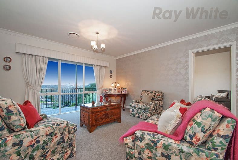 6 COMMERFORD Place, Chirnside Park VIC 3116, Chirnside Park - Thumbnail 8