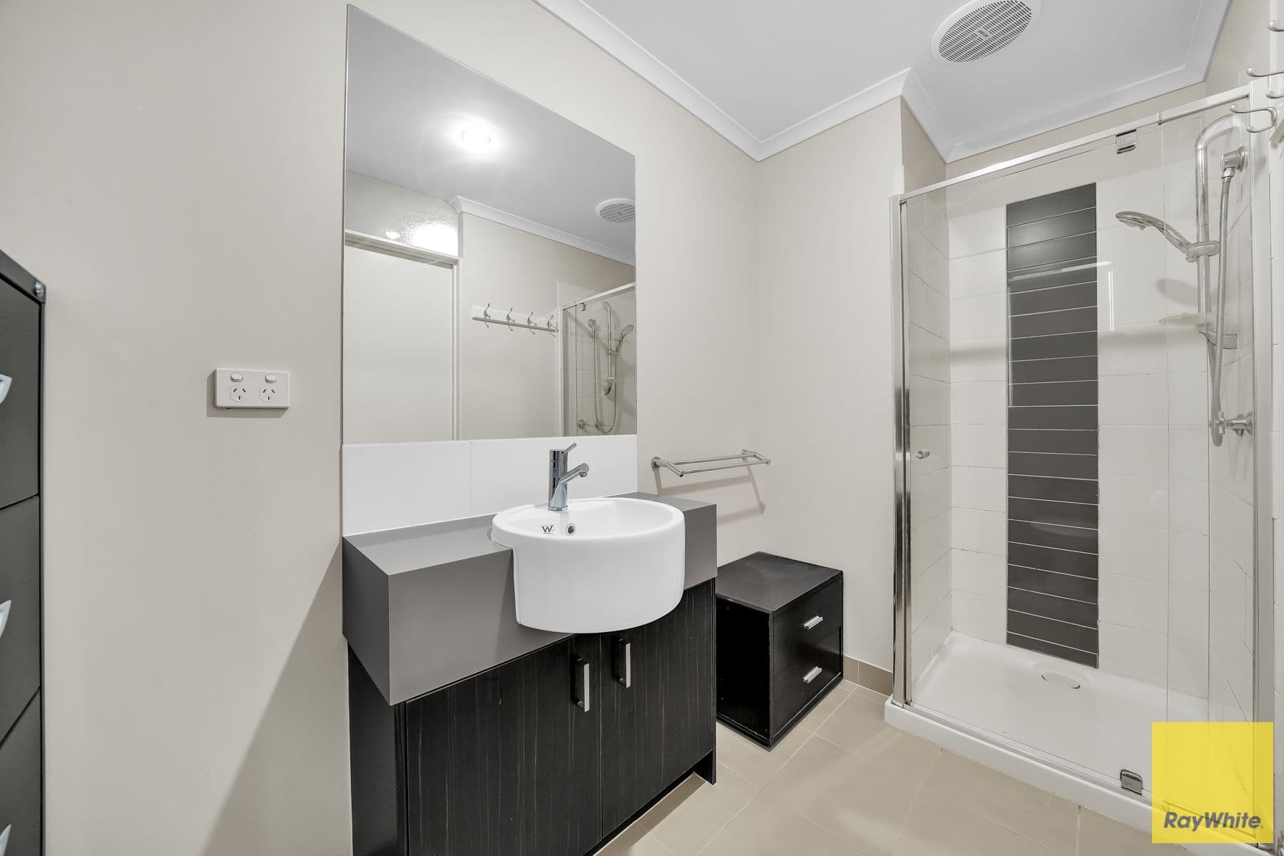 87 Isabella Way, Tarneit VIC 3029, Tarneit - Thumbnail 3