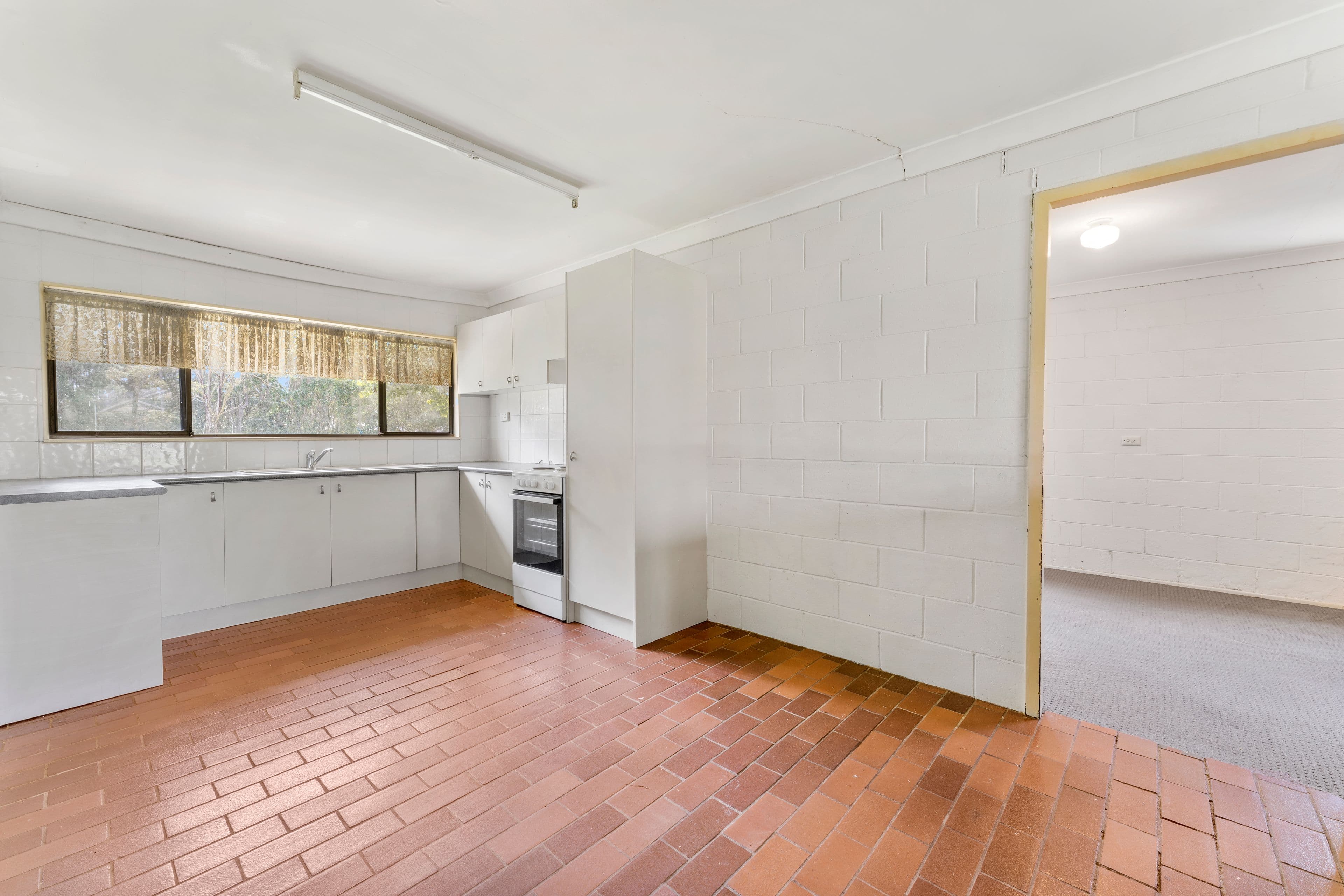9 Short Street, Loganlea QLD 4131, Loganlea - Thumbnail 5