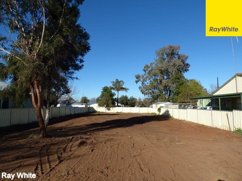 8 Woods Street, Forbes NSW 2871, Forbes - Image 1