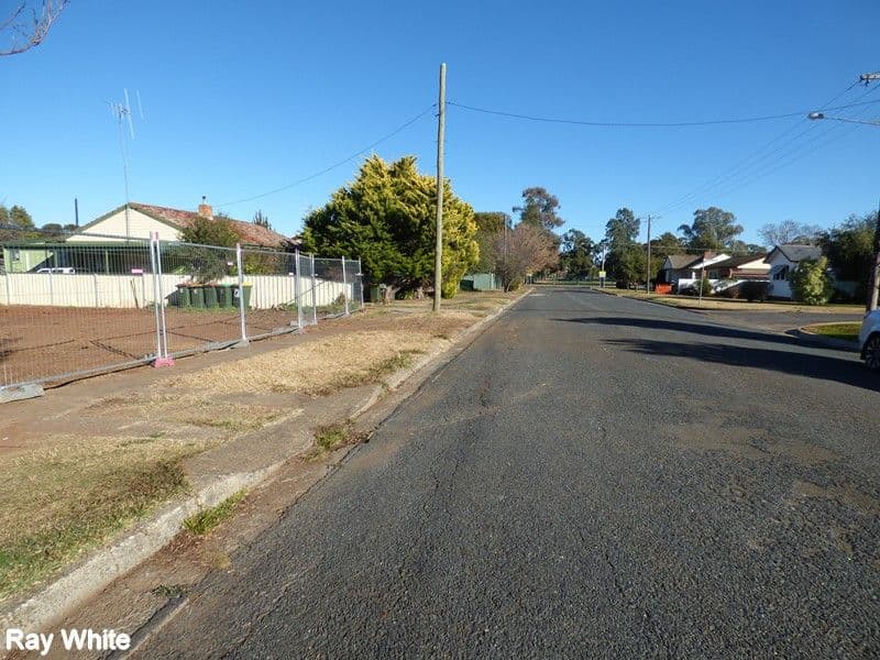 8 Woods Street, Forbes NSW 2871, Forbes - Thumbnail 4