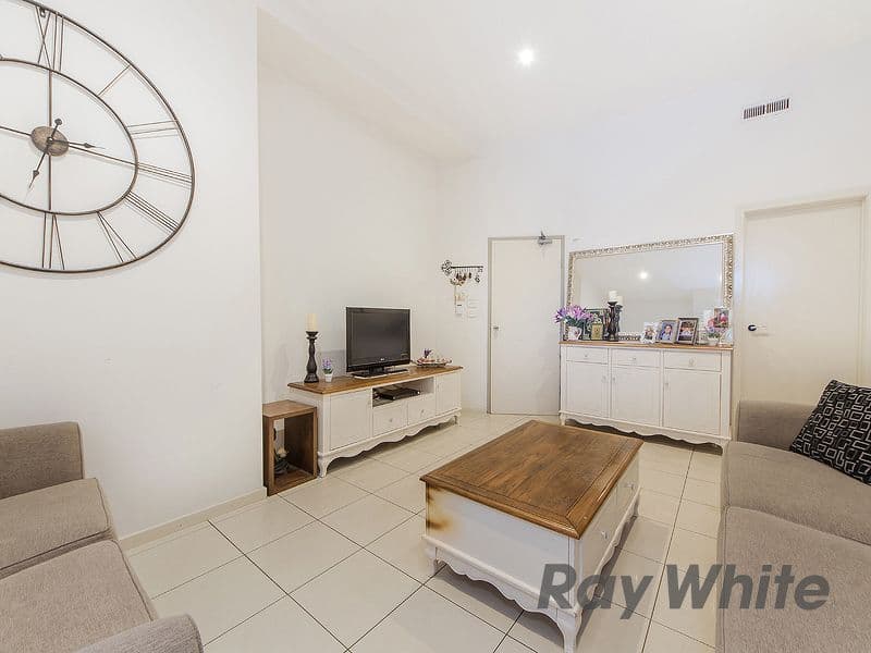 102 Tenterfield Drive, Burnside Heights VIC 3023, Burnside Heights - Thumbnail 5