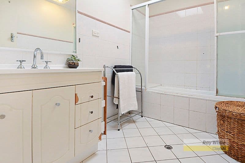 15 Lindale Street, Chermside West QLD 4032, Chermside West - Thumbnail 8