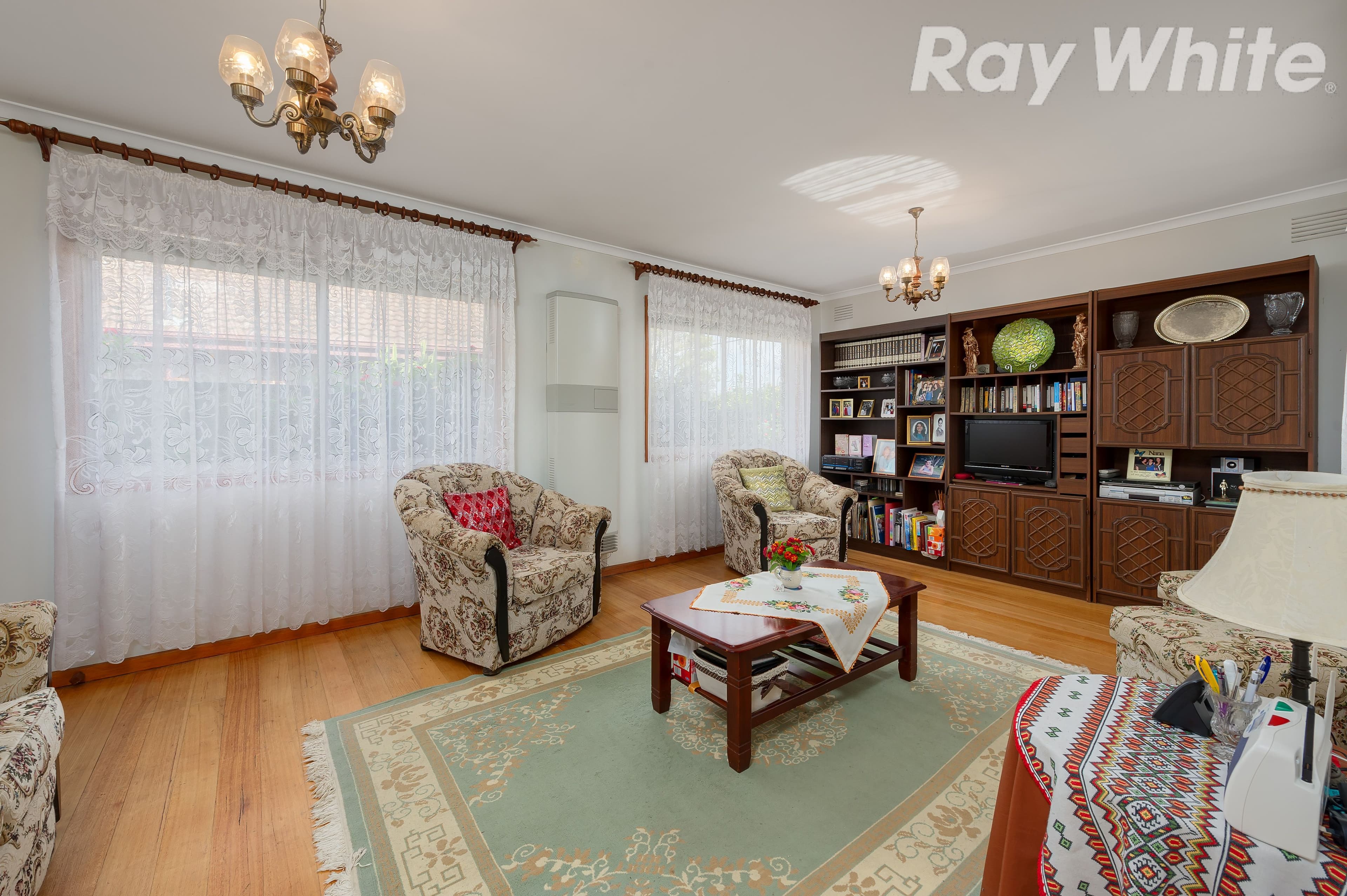 28 Oakwood Road, Albanvale VIC 3021, Albanvale - Thumbnail 4