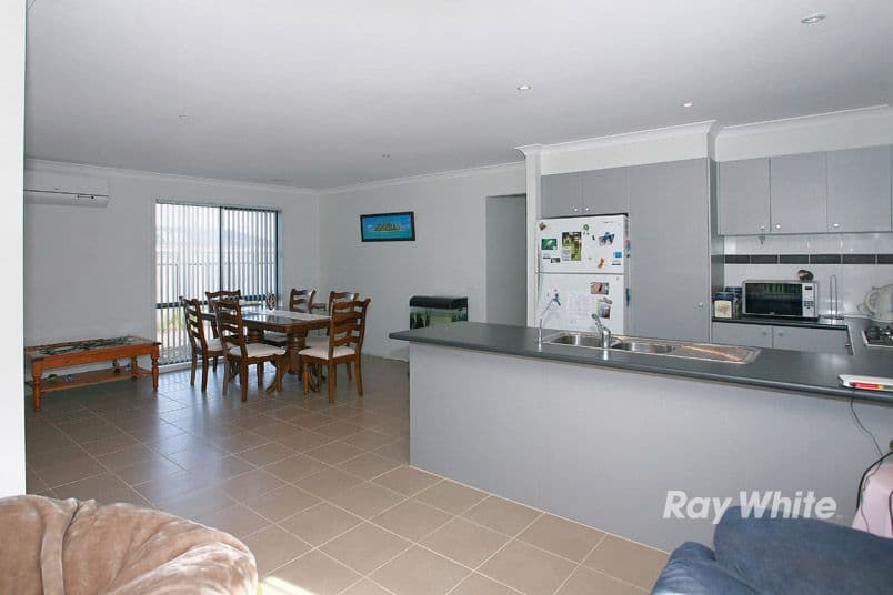 2 Valencia Lane, PAKENHAM VIC 3810, Pakenham - Thumbnail 2