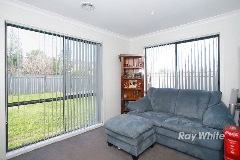 2 Valencia Lane, PAKENHAM VIC 3810, Pakenham - Thumbnail 4
