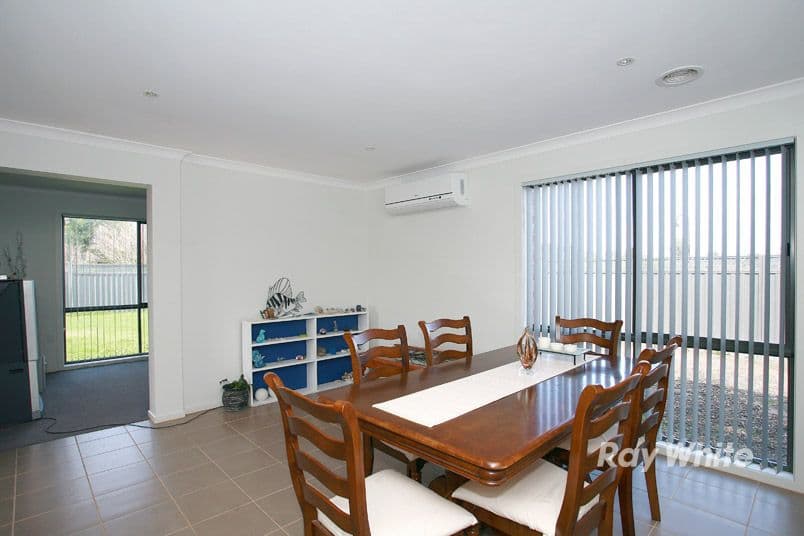 2 Valencia Lane, PAKENHAM VIC 3810, Pakenham - Thumbnail 6
