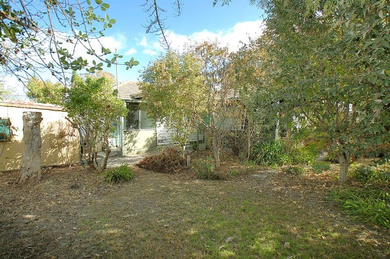 17 Comber Street, NOBLE PARK VIC 3174, Noble Park - Thumbnail 7