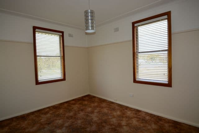 39 Marshall Street, Clarence Town - Thumbnail 5