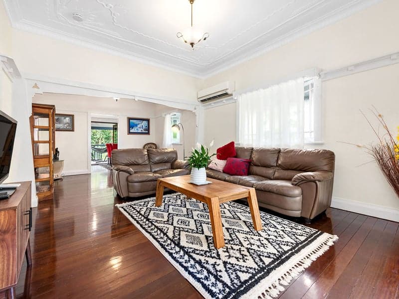 19 Black Street, Yeerongpilly - Thumbnail 4