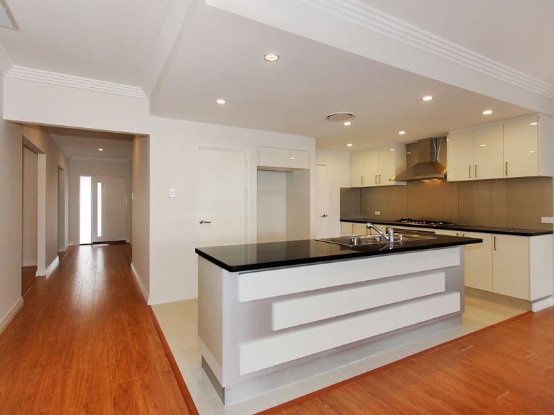 67 Suffolk Street, CAVERSHAM WA 6055, Caversham - Image 1
