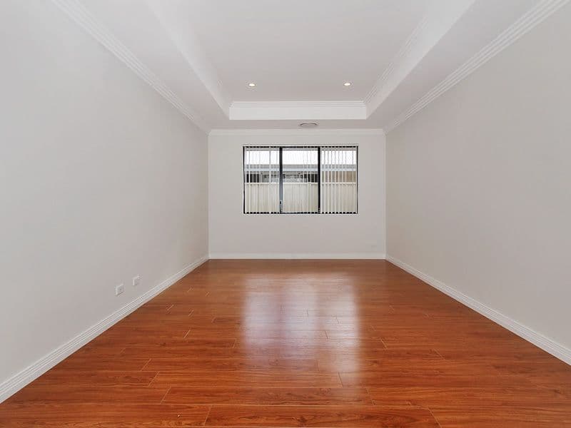 67 Suffolk Street, CAVERSHAM WA 6055, Caversham - Thumbnail 4