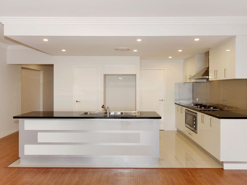 67 Suffolk Street, CAVERSHAM WA 6055, Caversham - Thumbnail 8