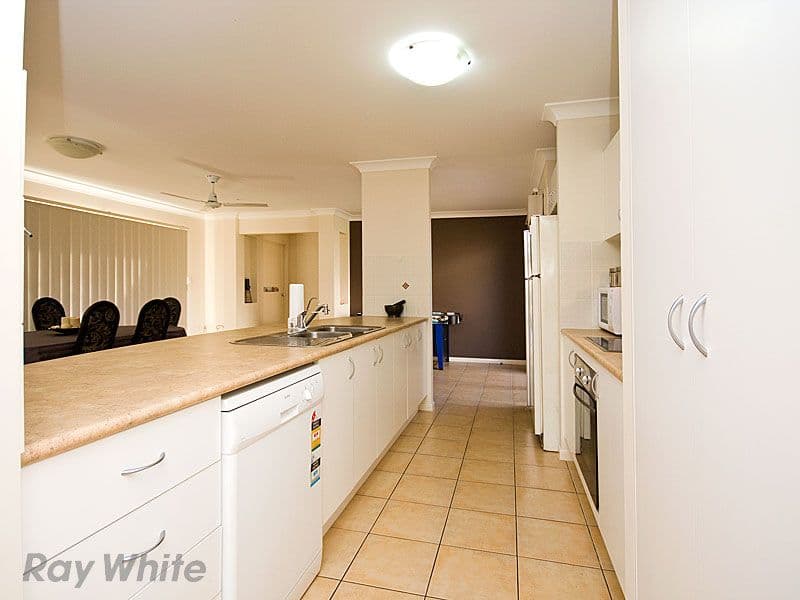 21 Sanctuary Drive, FOREST LAKE QLD 4078, Forest Lake - Thumbnail 6