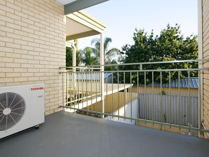 92 Gilbertson Road, KARDINYA WA 6163, Kardinya - Thumbnail 8