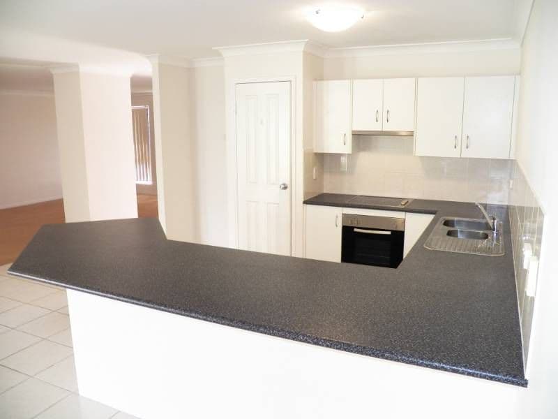 30 Dean Street, GLADSTONE QLD 4680, Gladstone - Thumbnail 2