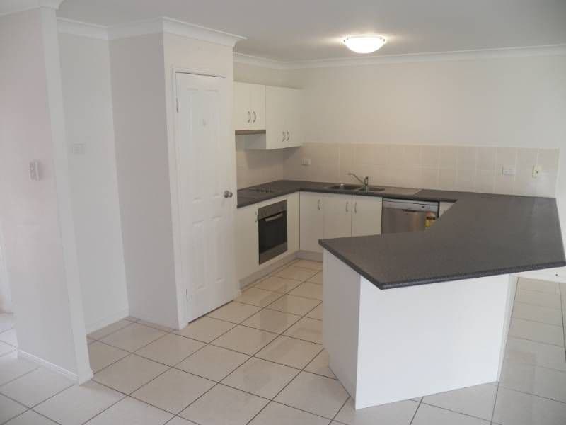 30 Dean Street, GLADSTONE QLD 4680, Gladstone - Thumbnail 3