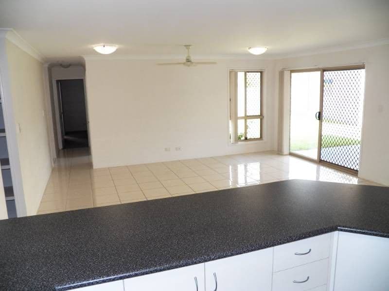 30 Dean Street, GLADSTONE QLD 4680, Gladstone - Thumbnail 4