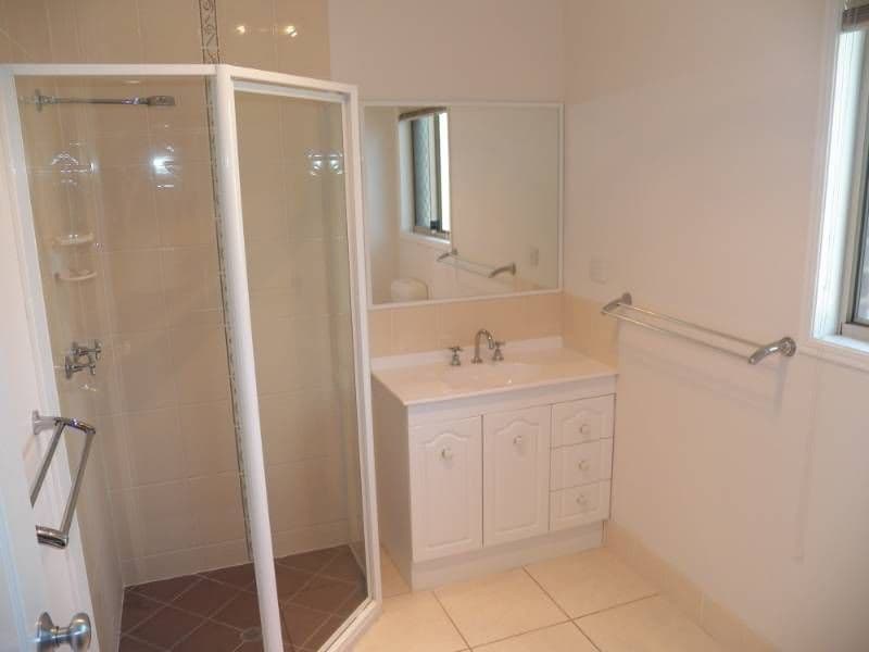 30 Dean Street, GLADSTONE QLD 4680, Gladstone - Thumbnail 6
